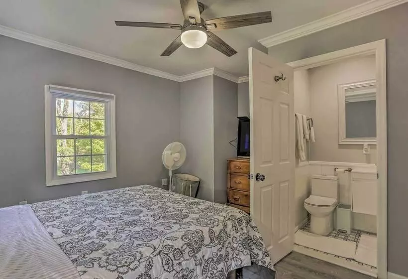 Stunning South Fallsburg Home W/ Pool & Deck!