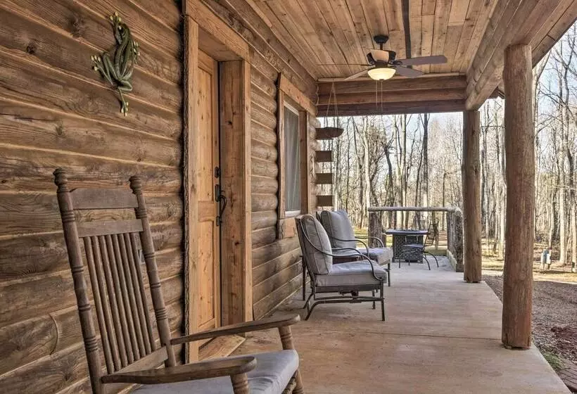 Stylish Creekside Cabin W/ Fire Pit Near Wineries