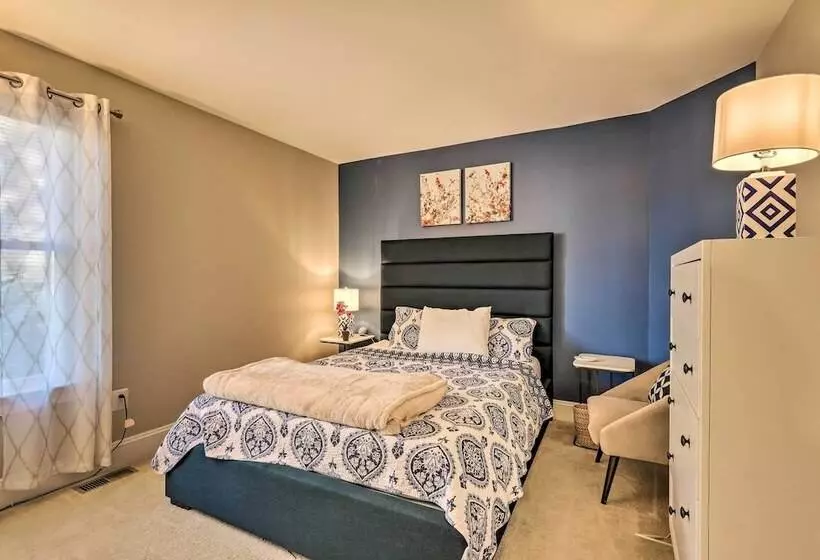 Ocean View Home W/ Screened Porch: 6 Mi To Beach