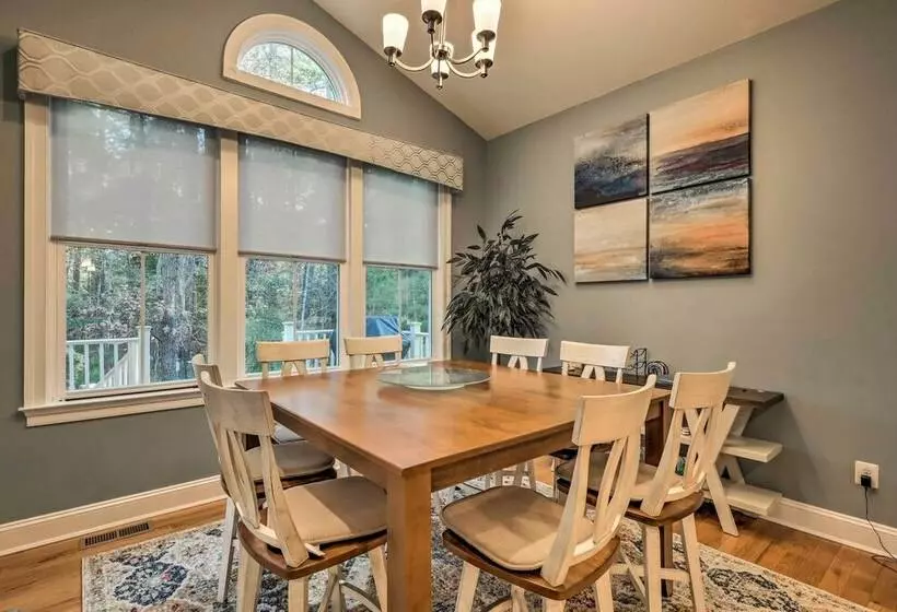 Ocean View Home W/ Screened Porch: 6 Mi To Beach