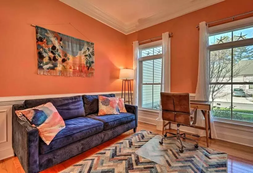 Ocean View Home W/ Screened Porch: 6 Mi To Beach