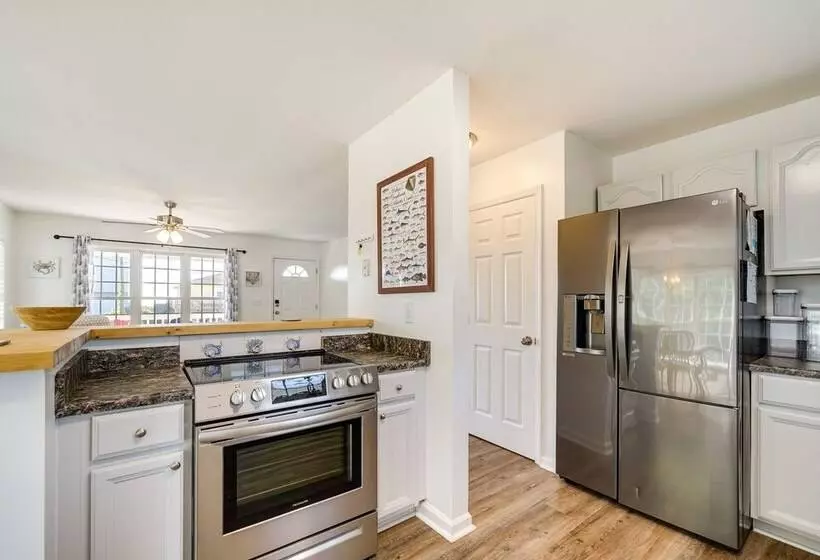 Topsail Beach Vacation Rental: Idyllic Ocean Views