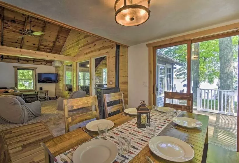 White Lake Home W/patio, Fire Pit, Boat Dock!