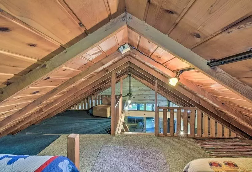 White Lake Home W/patio, Fire Pit, Boat Dock!