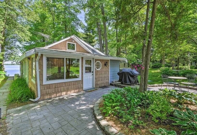 White Lake Home W/patio, Fire Pit, Boat Dock!