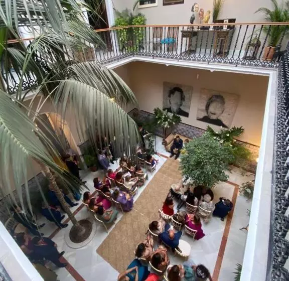 ベッドアンドブレックファースト Casa Palacio Ánima