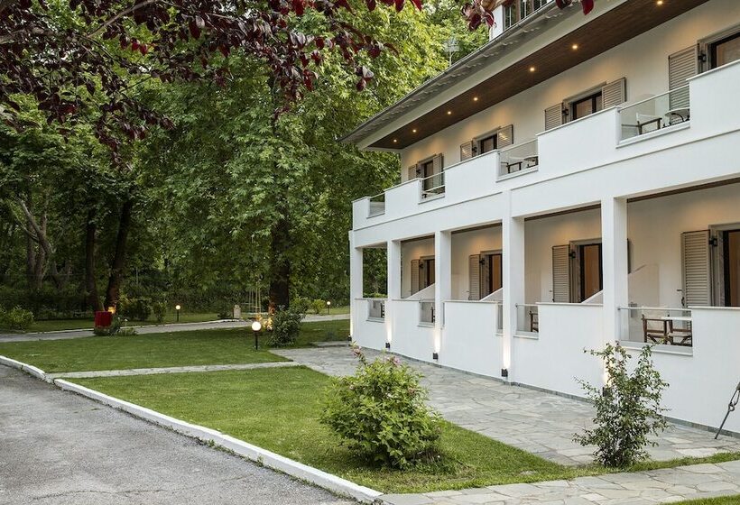 Gkaras Camp & Apartments