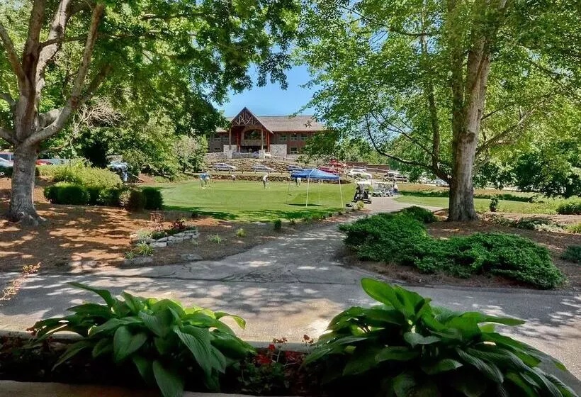 Hostelli Laurel Ridge Country Club