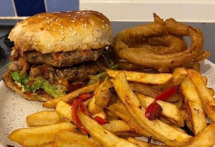 Hotel 1 Bed Pod Cabin In Beautiful Surroundings Wrexham