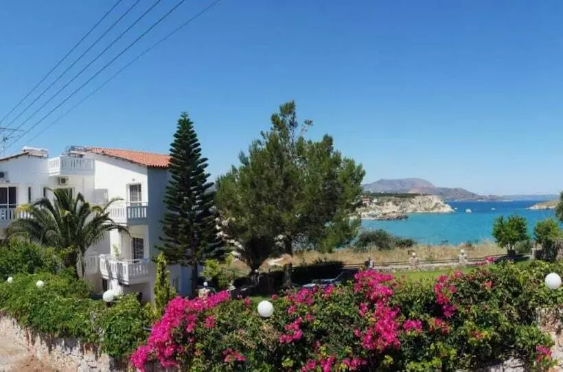 ホテル Cost Mari Boutique