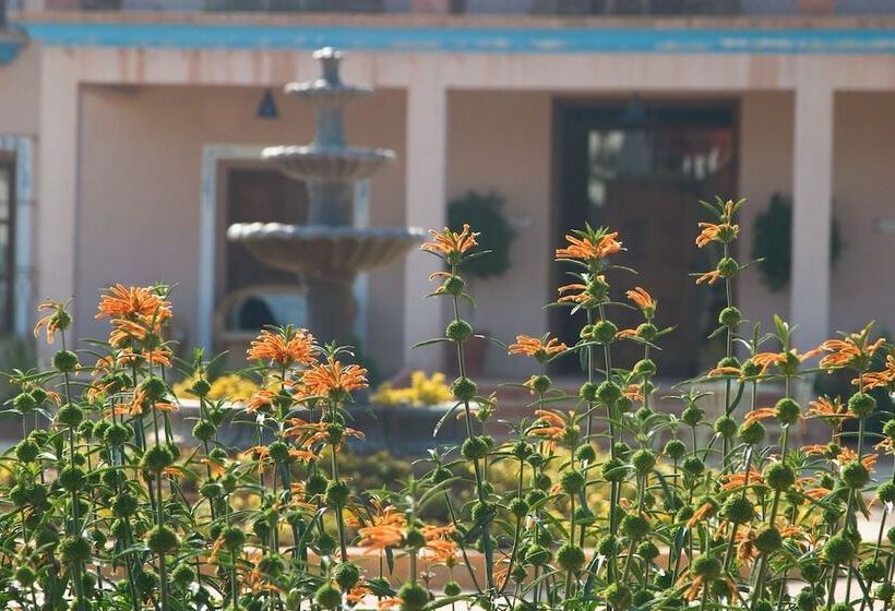 فندق Restaurante Font Salada