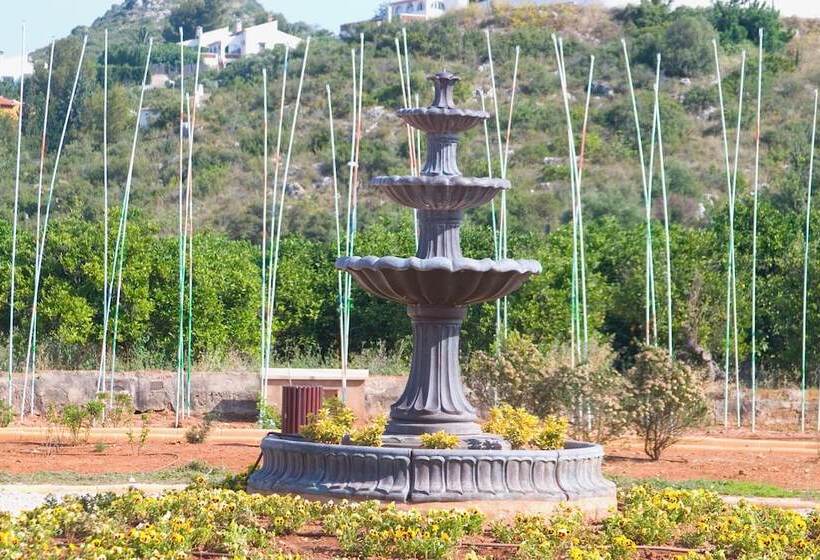 فندق Restaurante Font Salada