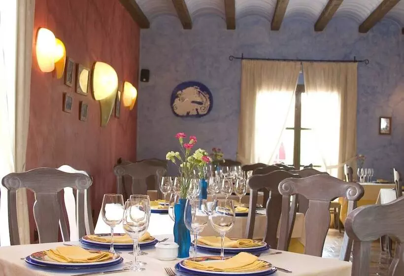 ホテル Restaurante Font Salada