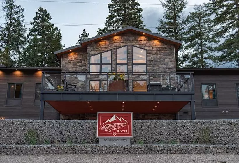Hotelli Grand Cloudcroft