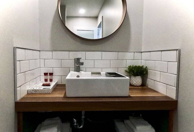 هتل Morel Executive Suites