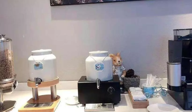 ホテル Park Inn By Radisson Beihai Silver Beach Wanda Plaza