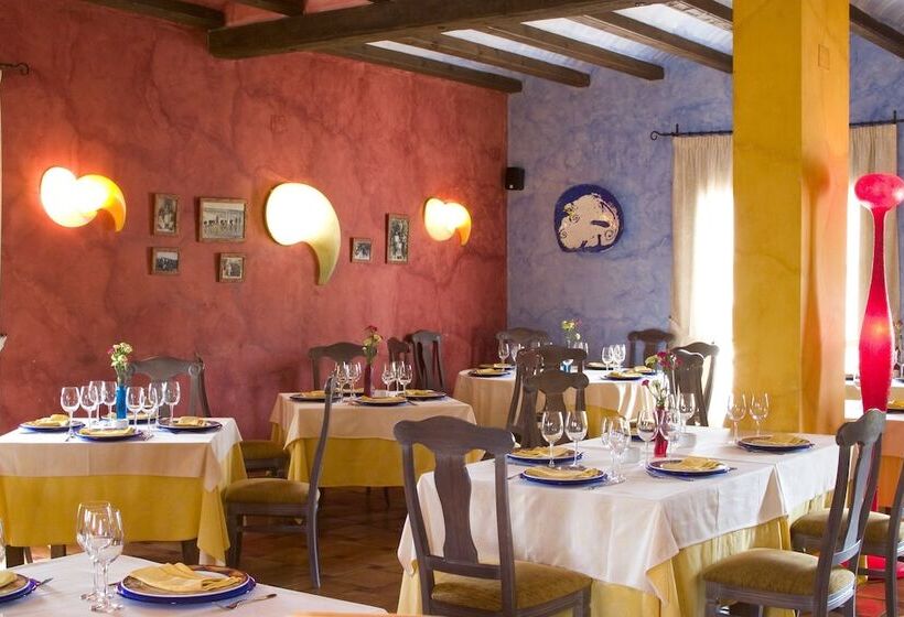 فندق Restaurante Font Salada