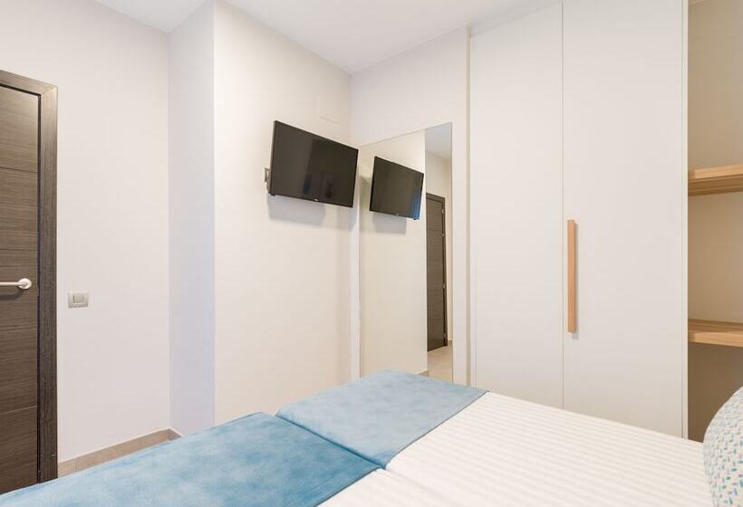 Szálloda Tusity Cool