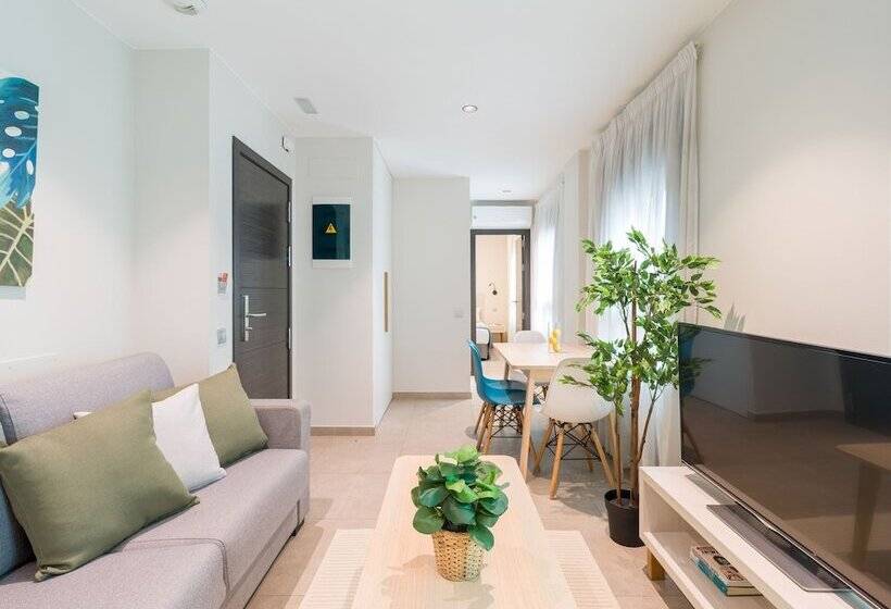 Szálloda Tusity Cool