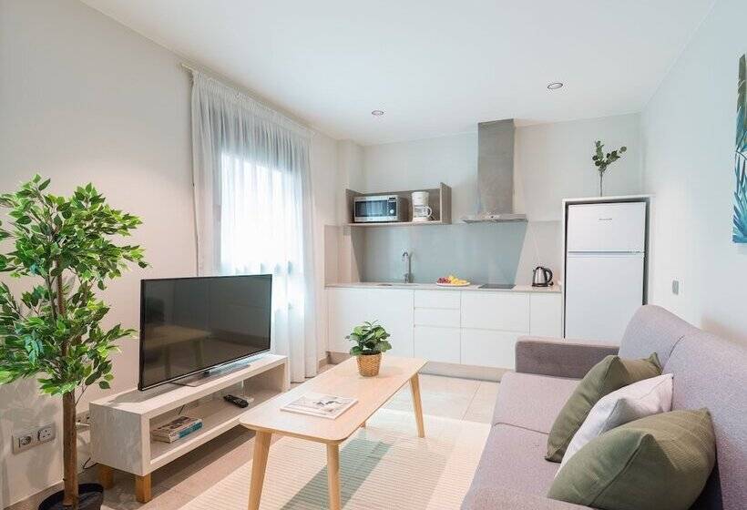 Szálloda Tusity Cool