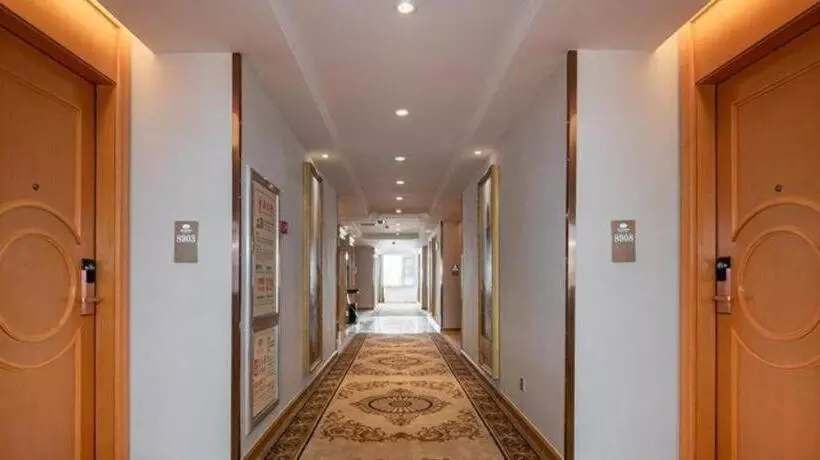 Vienna Hotel Jiangxi Leping Municipal Government