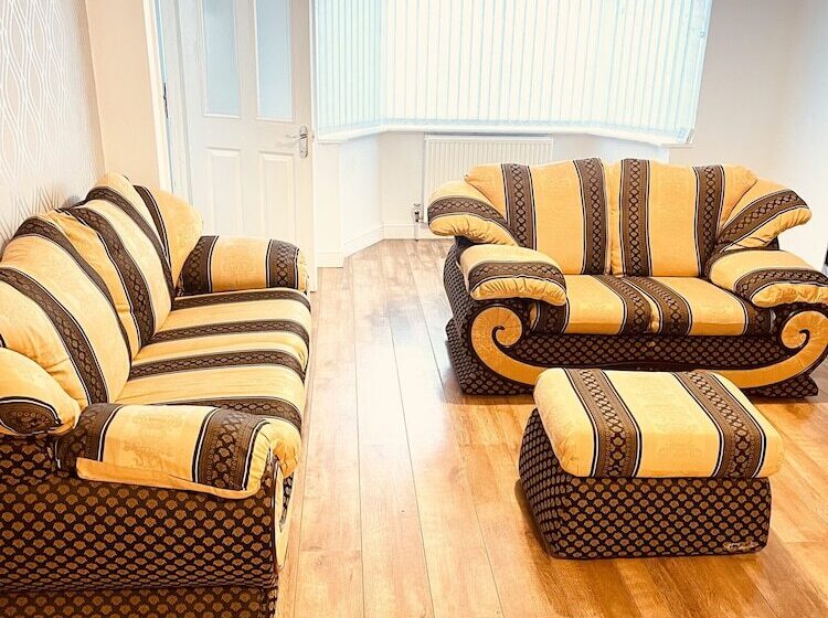 레지던스 Charming 3 Bed Holiday House In Birmingham