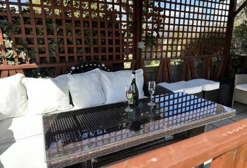 レジデンス Remarkable 3 Bed House In East Cowes