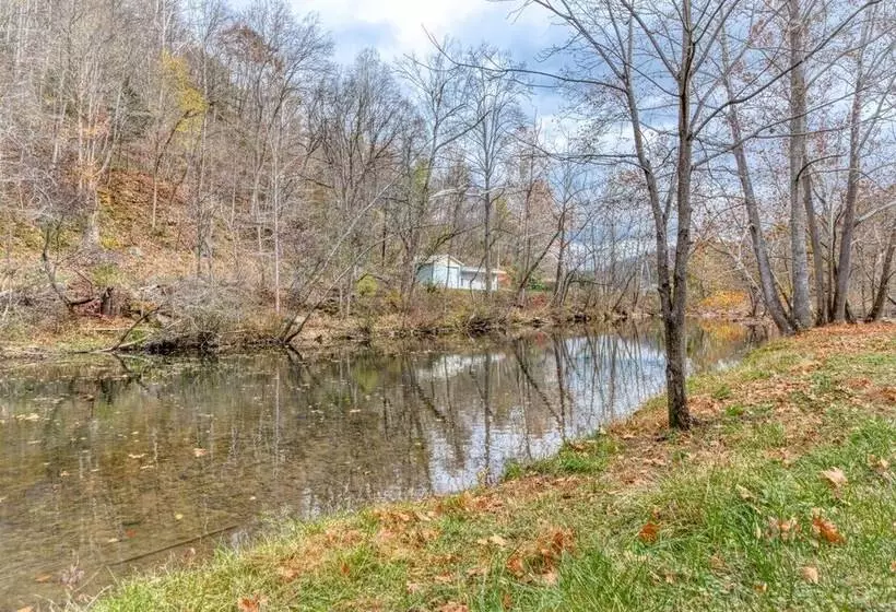 Newly Remodeled 4br Lodge On Wolf Creek