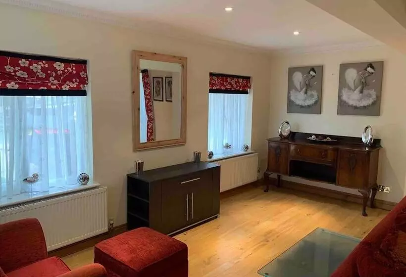 Stunning 2 Bed En Suite Cottage,rye, East Sussex