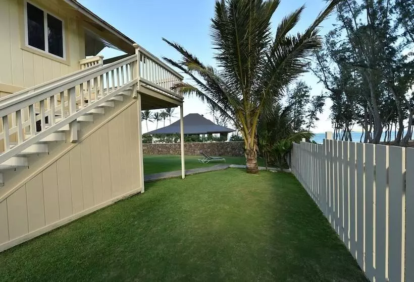 Waimanalo Beach Cottages