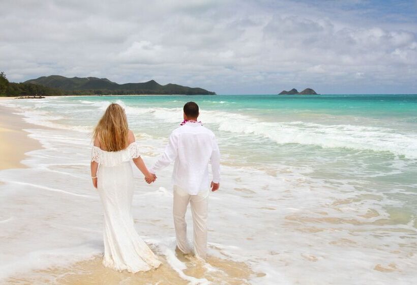 Waimanalo Beach Cottages