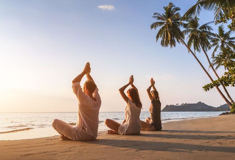 Waimanalo Beach Cottages