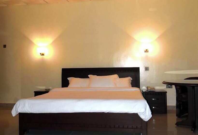 هتل Gk Guest Palace Kano