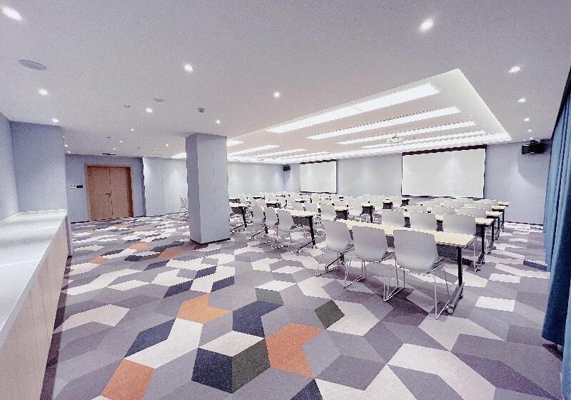 Hanting Hotel Taiyuan North Middle Ring Lishige