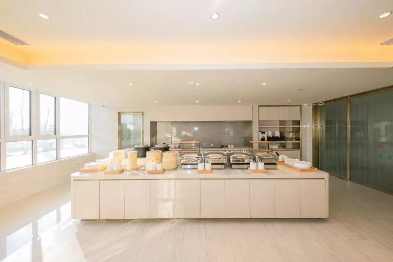 Ji Hotel Zhangjiakou Railway Station