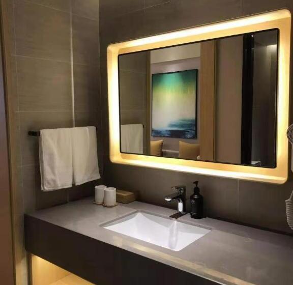 Ji Hotel Zhangjiakou Railway Station