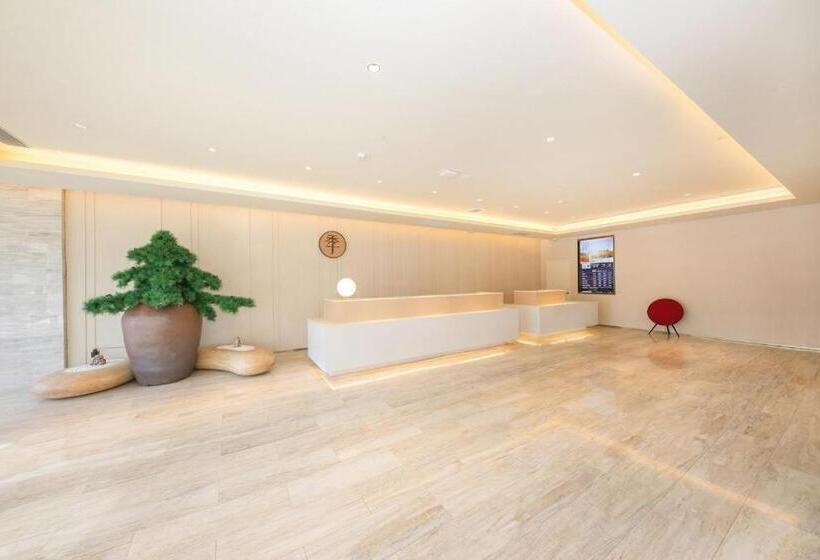 Ji Hotel Zhangjiakou Railway Station