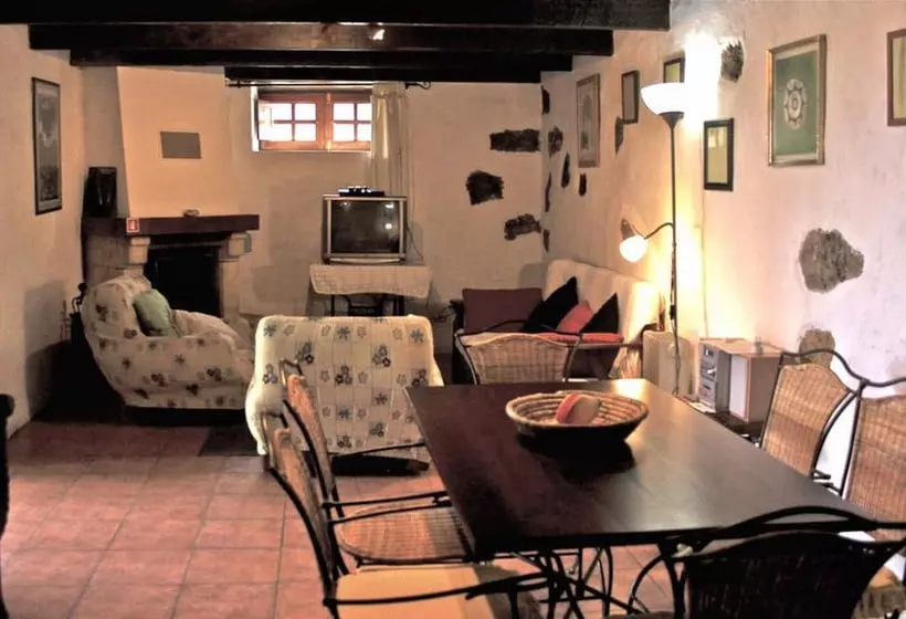 Casa Rural de Cecilio y María