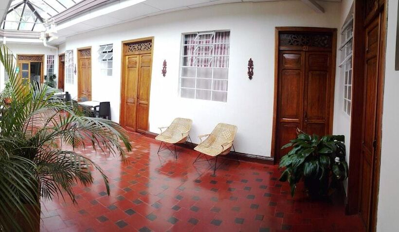 Hotel Alcayata Colonial