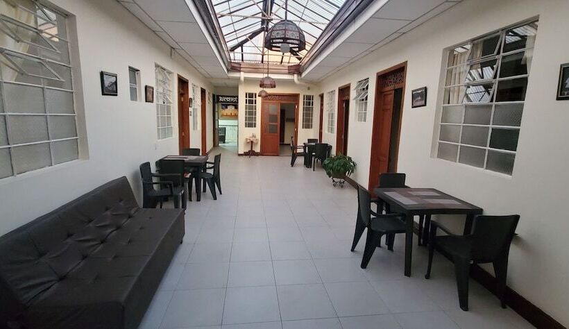 Hotel Alcayata Colonial