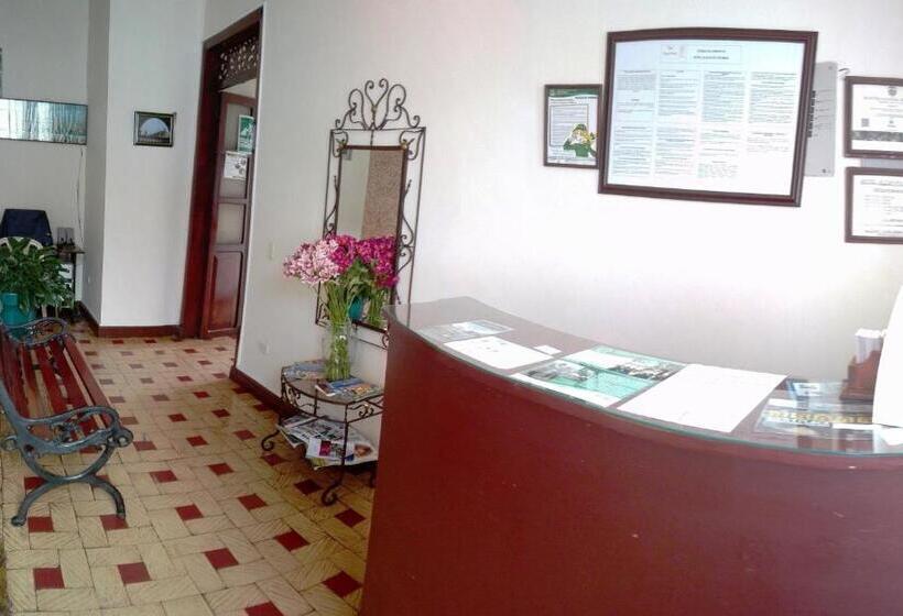 Hotel Alcayata Colonial