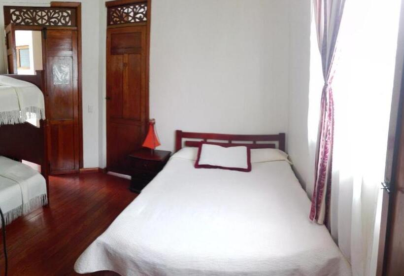 Hotel Alcayata Colonial