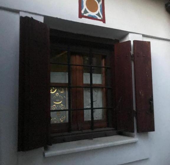 هتل Archontiko Stafylopati