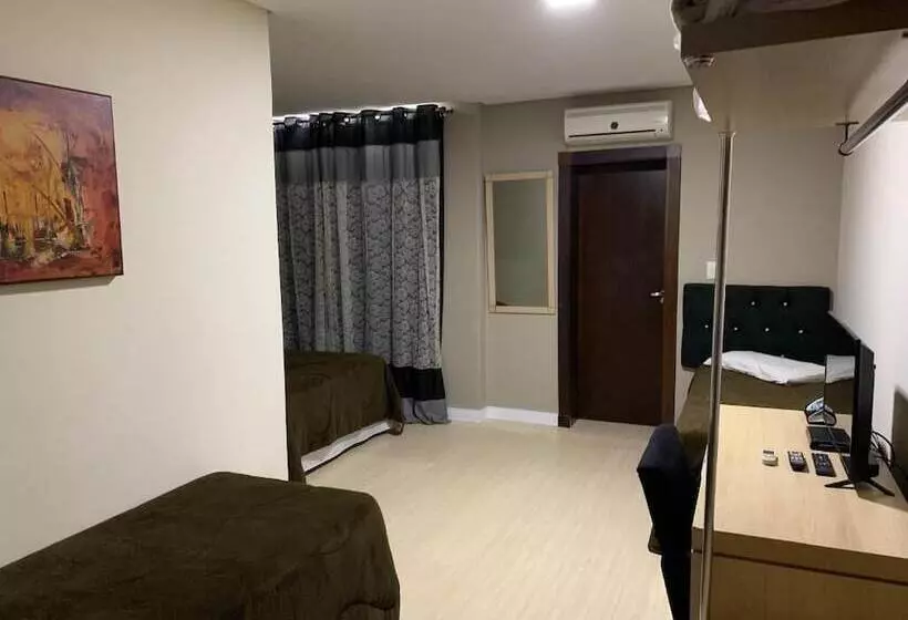 هتل Brasilia Curitiba