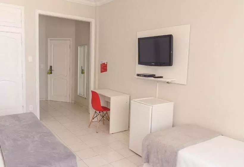 Hotelli Clh Suites Domingos Ferreira
