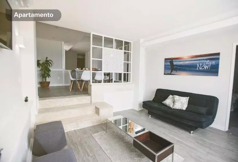 Hotelli Clh Suites Domingos Ferreira