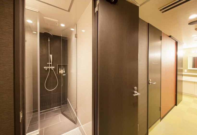 Hotel a Capsule Centurion  Akasaka Tower