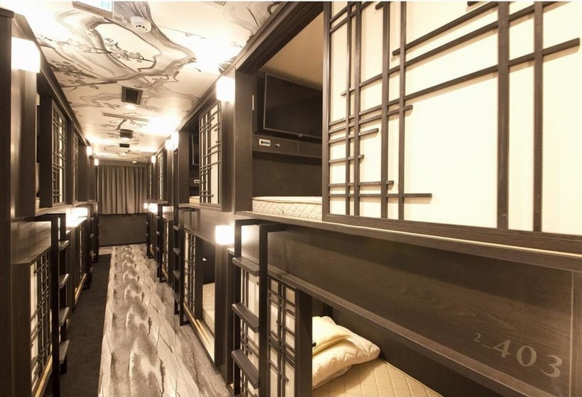 Hotel a Capsule Centurion  Akasaka Tower