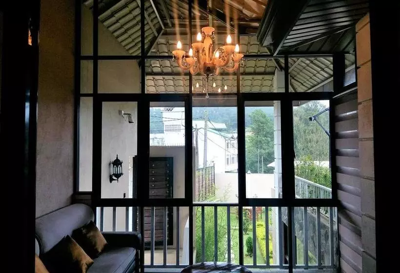 هتل Glory Bush Villa