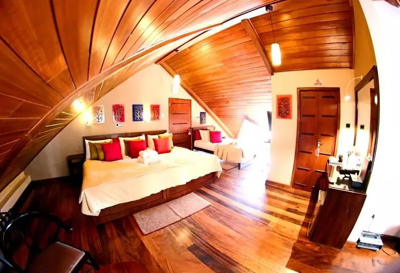هتل Glory Bush Villa